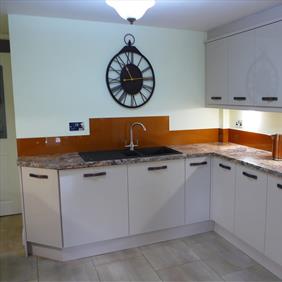 Mr & Mrs Bakewell kitchen 2