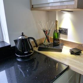 Mr & Mrs Naylor kitchen 4