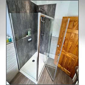Wet Wall Panels - Mr & Mrs Alderson