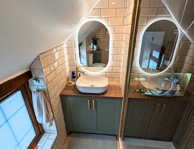 Bespoke Bathroom - Mr & Mrs Green