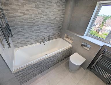 Double Ended Bath - Mr & Mrs Heathcote