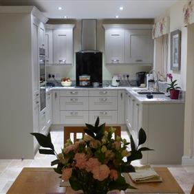 Mr & Mrs Knight kitchen