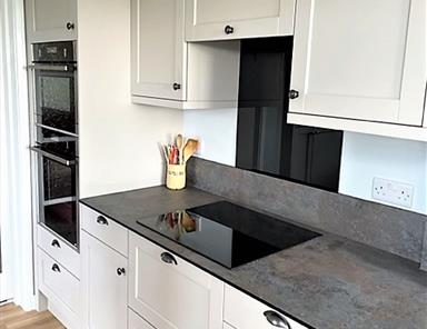 Kitchen Stori Dawson - Cashmere - Mr & Mrs Lockhart