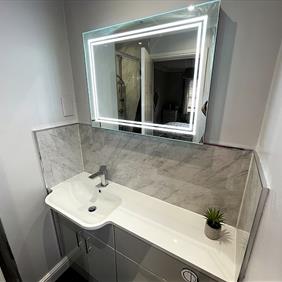 En-Suite Bathroom