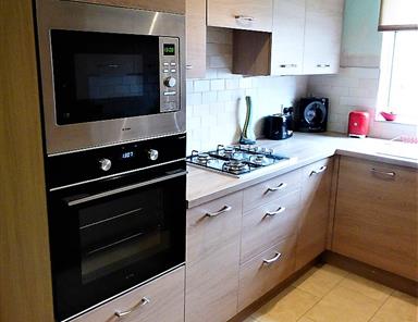 Chippendale Vogue - Sand Oak - Mrs Fox