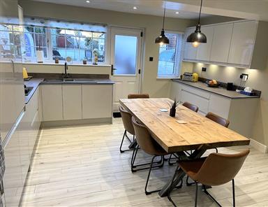 Kitchen Stori Strada - Light Grey Gloss - Mr & Mrs McDermott